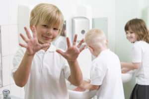 Handwashing and handsanitizing in schools